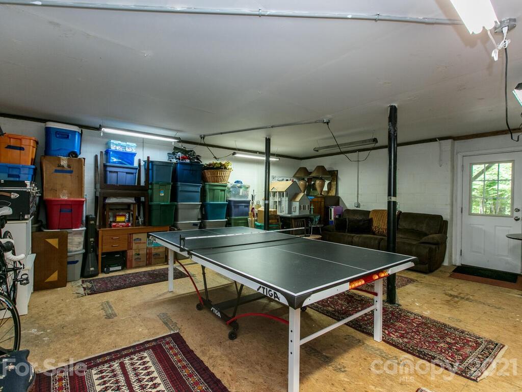 215 Laurel Ridge Road Asheville, NC 28805 - Photo 22 of 31 Gallery Image 22