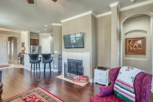 $525,000 | 300 Enclave Circle, Horseshoe Bay, TX 78657