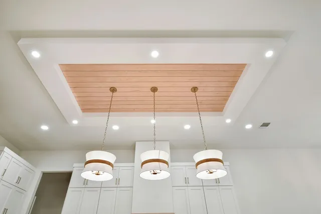 $1,050,000 | 2141 Stone Meadow, Fredericksburg, TX 78624