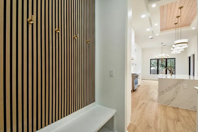 $1,050,000 | 2141 Stone Meadow, Fredericksburg, TX 78624