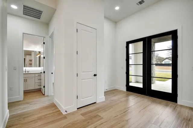 $1,050,000 | 2141 Stone Meadow, Fredericksburg, TX 78624