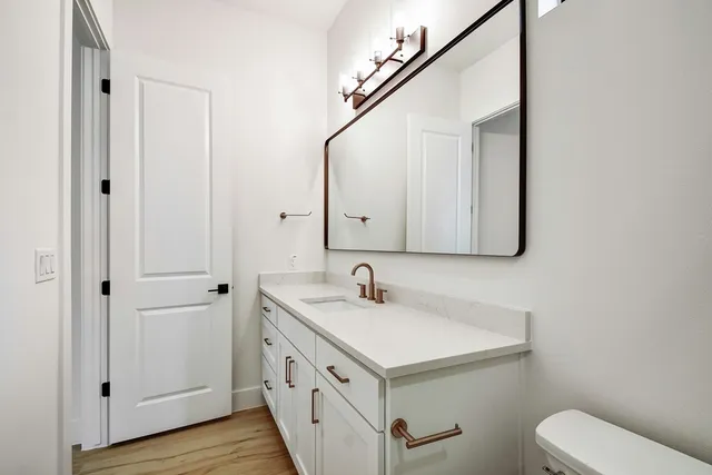 $1,050,000 | 2141 Stone Meadow, Fredericksburg, TX 78624