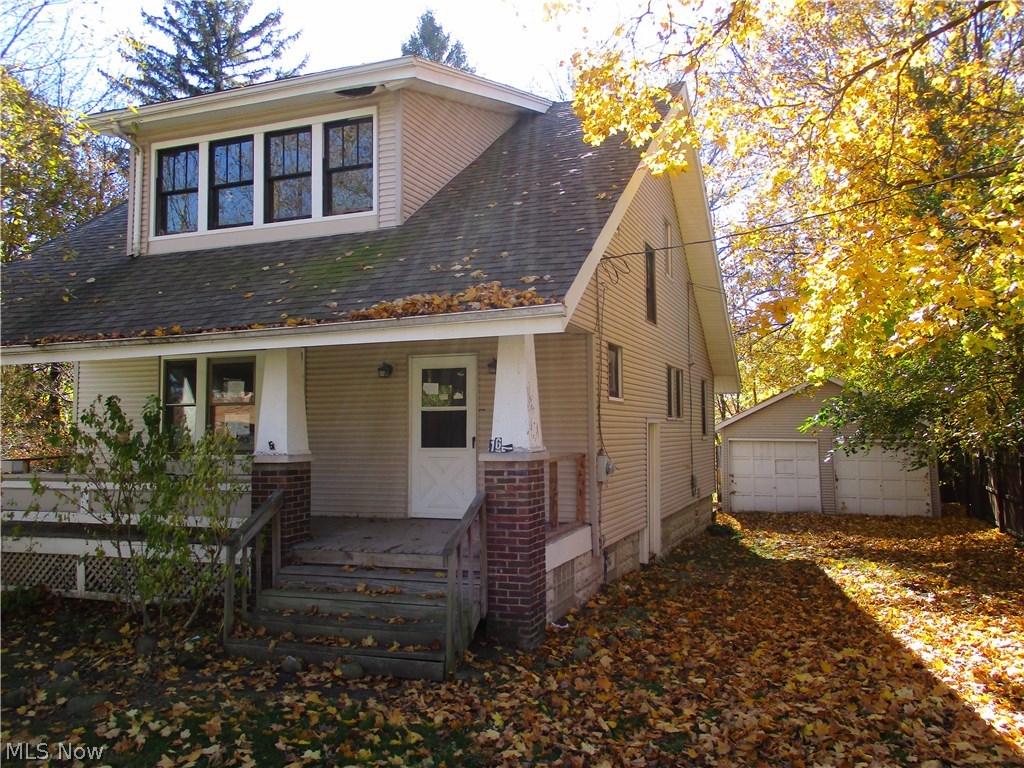 1670 Woods Road Akron, OH 44306 - Photo 1 of 19