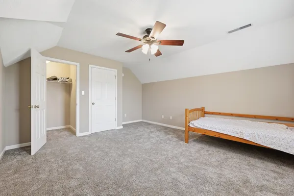 $330,000 | 109 Pinnacle Point Avenue, Bowling Green, KY 42104