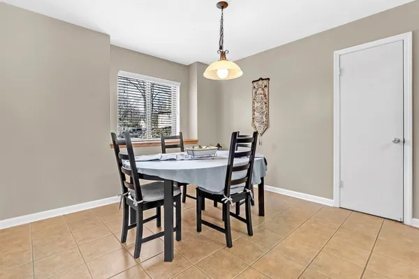 $240,000 | 1843 Eagle Branch Cove, Unit 1, Germantown, TN 38138