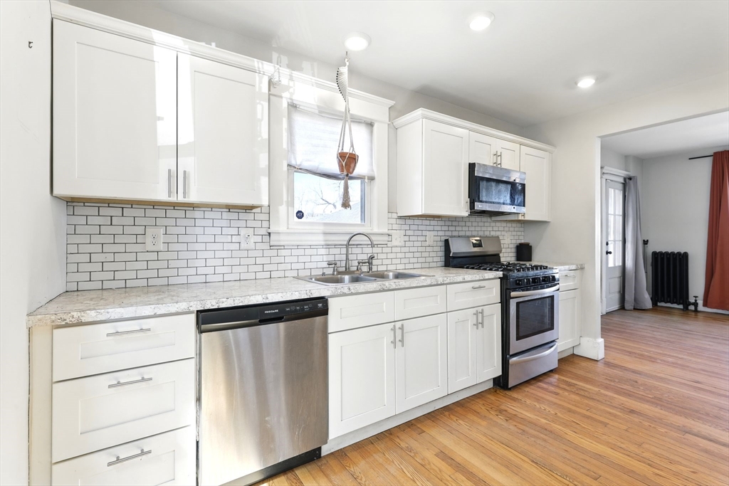 10 Wilber Street Springfield, MA 01104 - Photo 13 of 34