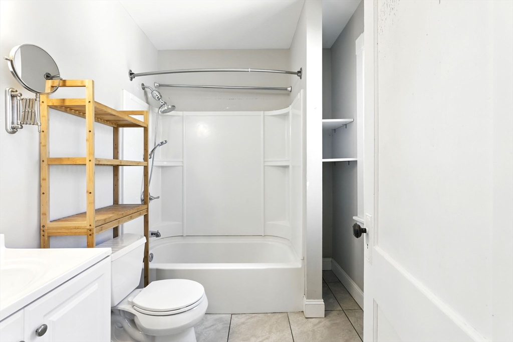 10 Wilber Street Springfield, MA 01104 - Photo 27 of 34