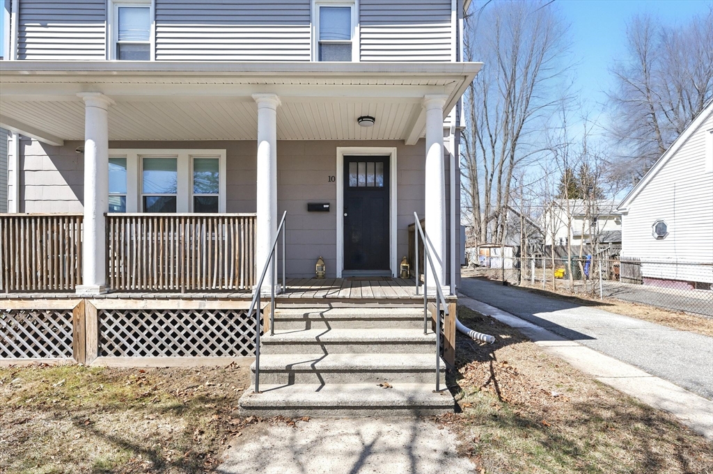 10 Wilber Street Springfield, MA 01104 - Photo 4 of 34
