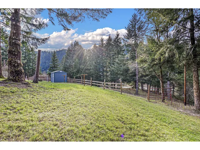 $750,000 | 302 Scott Road, Oakland, OR 97462