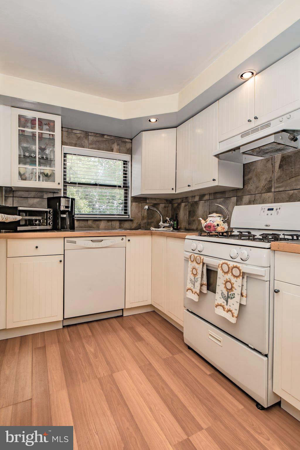 3431 Decatur Street Philadelphia, PA 19136 - Photo 10 of 20 Gallery Image 10