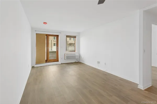$625,000 | 450 West Broadway, Unit 1A, Long Beach, NY 11561
