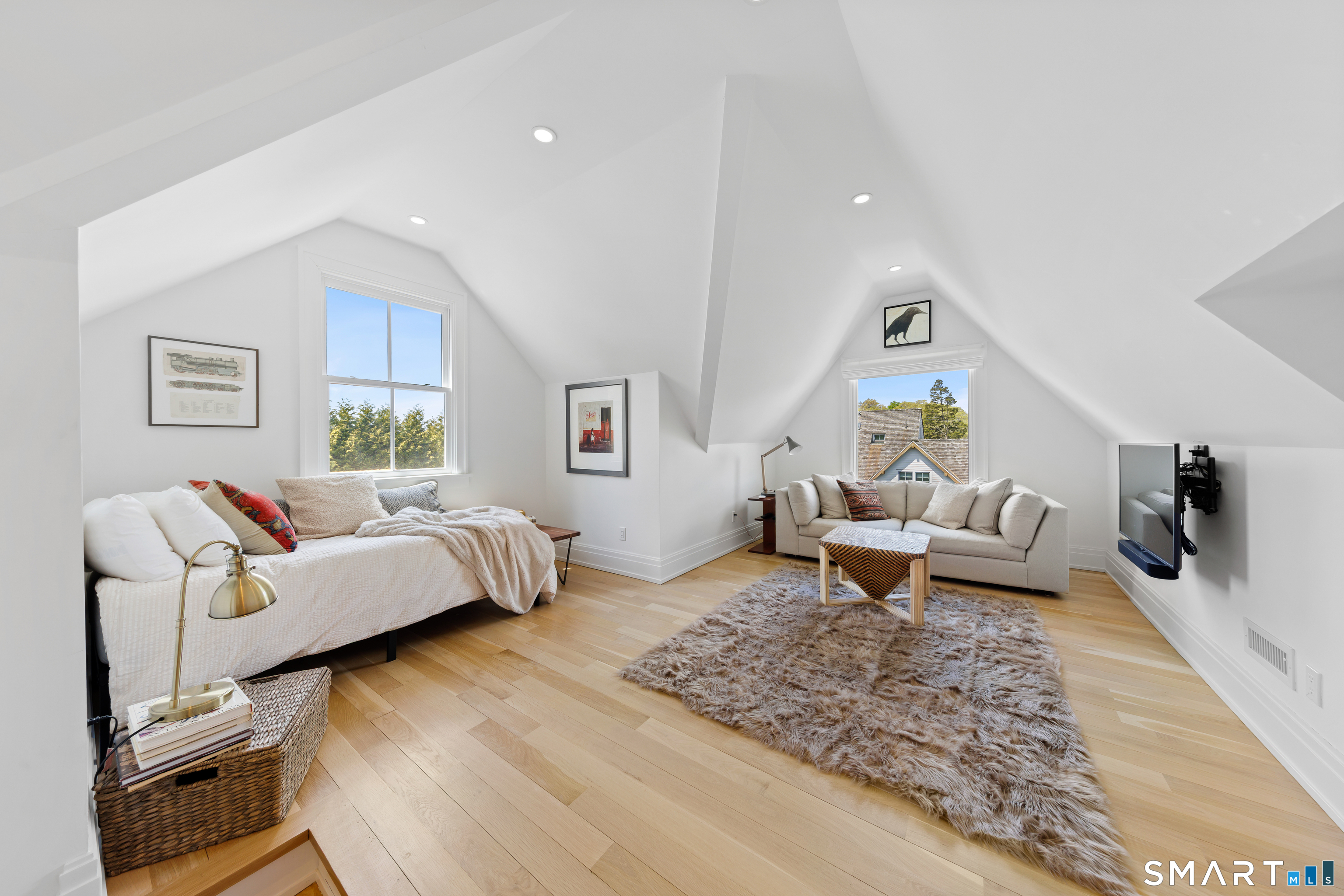 15 Roosevelt Road Westport, CT 06880 - Photo 30 of 39