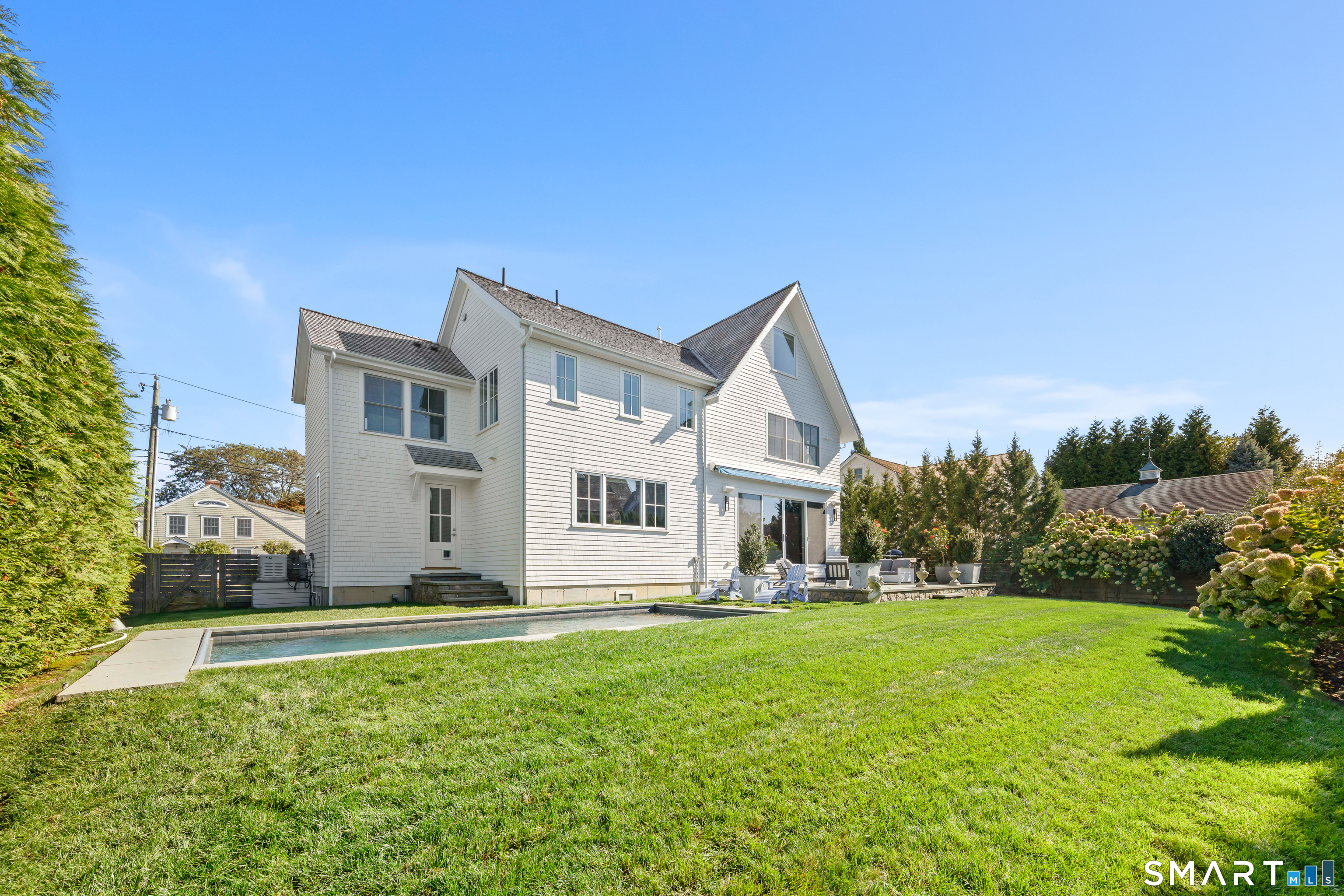 15 Roosevelt Road Westport, CT 06880 - Photo 33 of 39