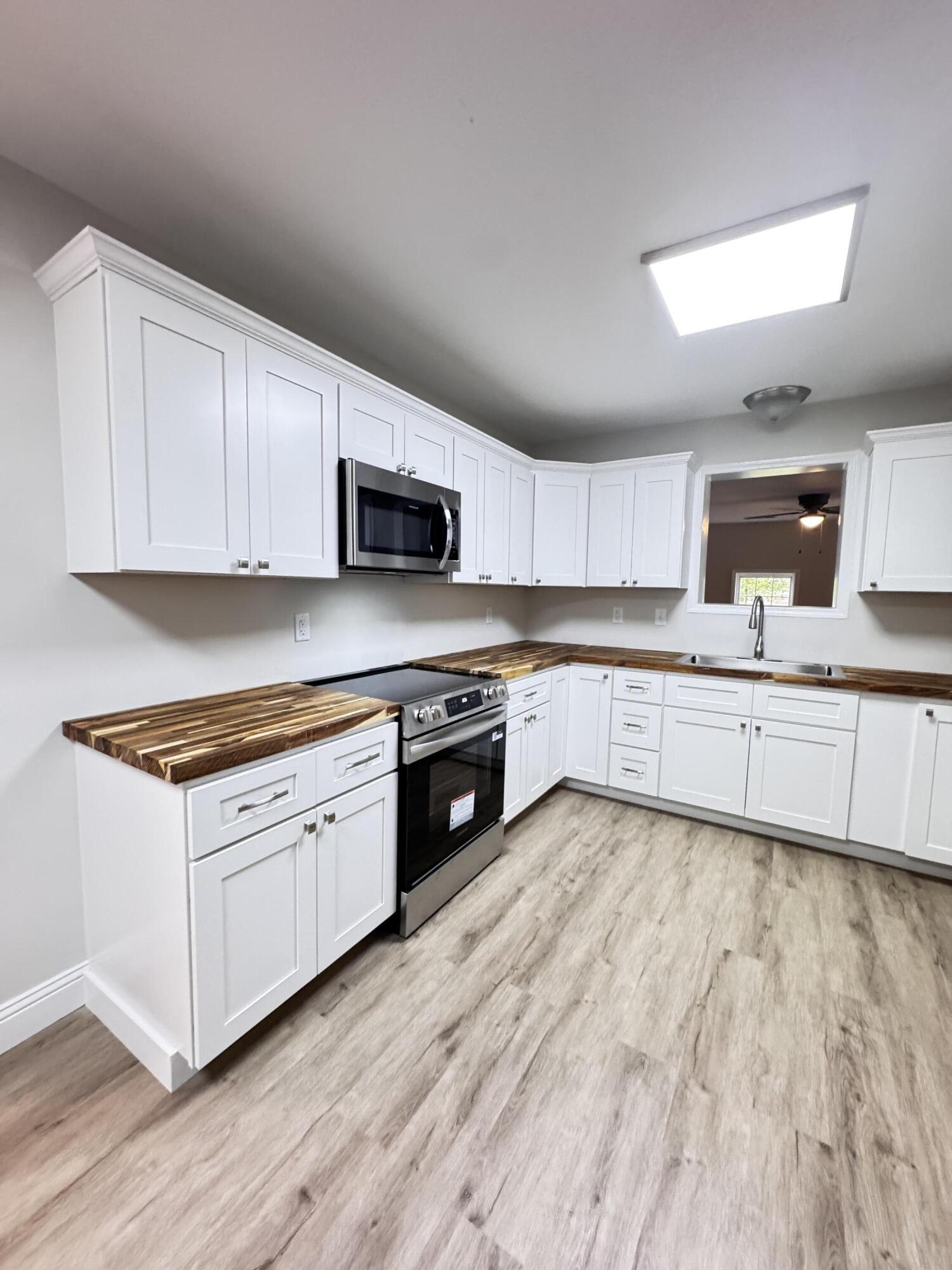 710 Gadsden Loop Walterboro, SC 29488 - Photo 23 of 52 710 Gadsden Loop (25)