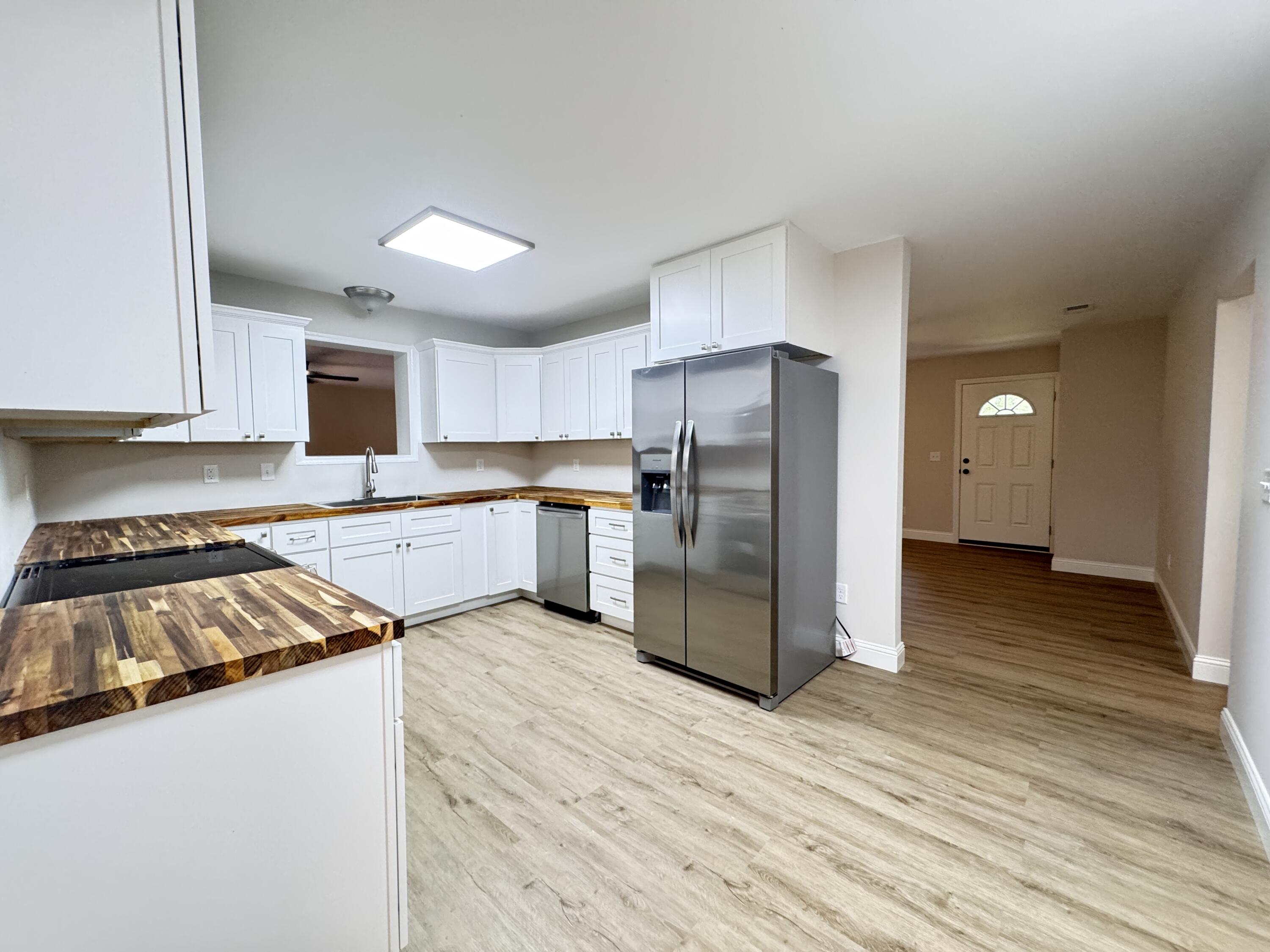 710 Gadsden Loop Walterboro, SC 29488 - Photo 31 of 52 710 Gadsden Loop (34)