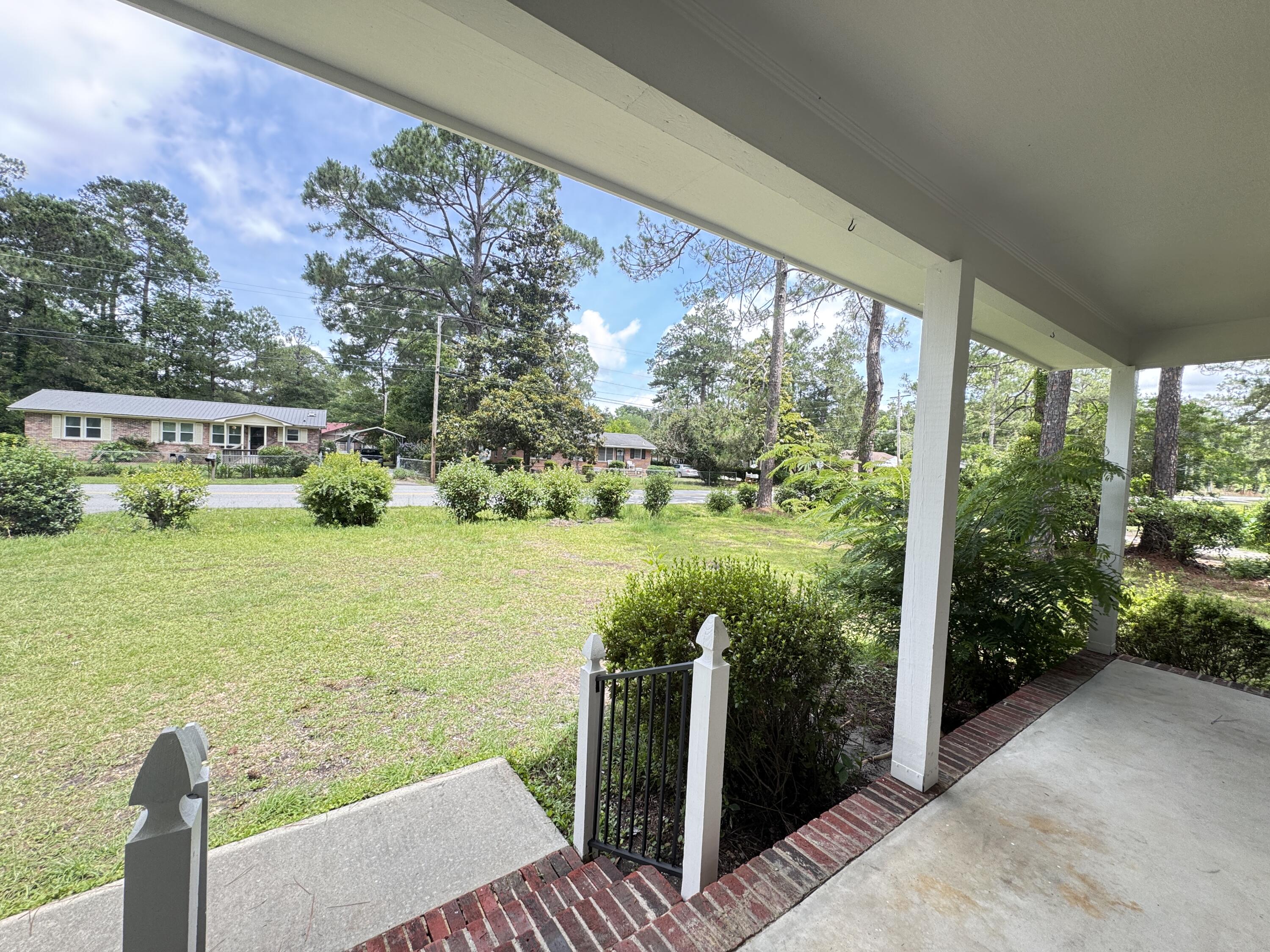 710 Gadsden Loop Walterboro, SC 29488 - Photo 6 of 52 710 Gadsden Loop (7)