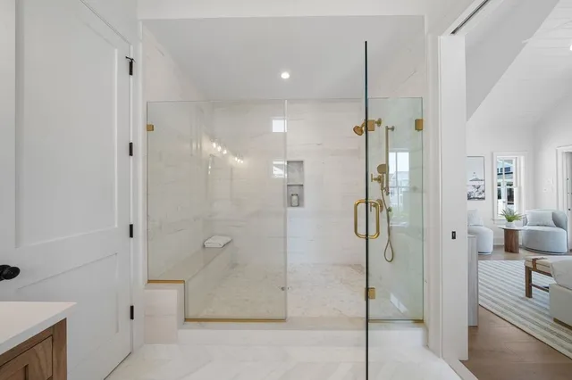 $4,695,000 | 815 Ocean Road, Narragansett, RI 02882