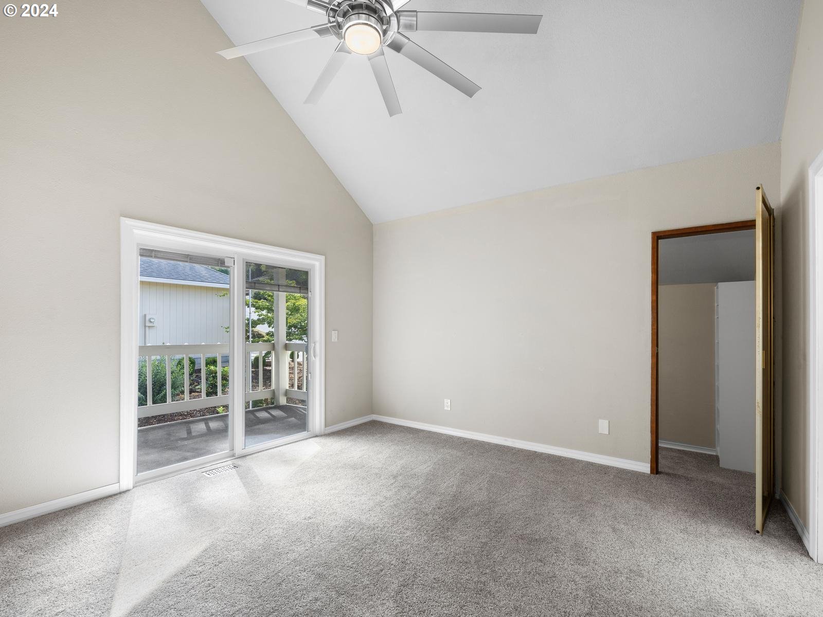 36455 Yocum Loop Sandy, OR 97055 - Photo 28 of 48 Primary Bedroom