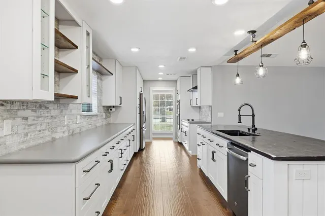 $2,800 | 726 Laramie Drive, Lewisville, TX 75077