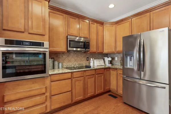 $624,900 | 8434 Shoregate Lane, Knoxville, TN 37938