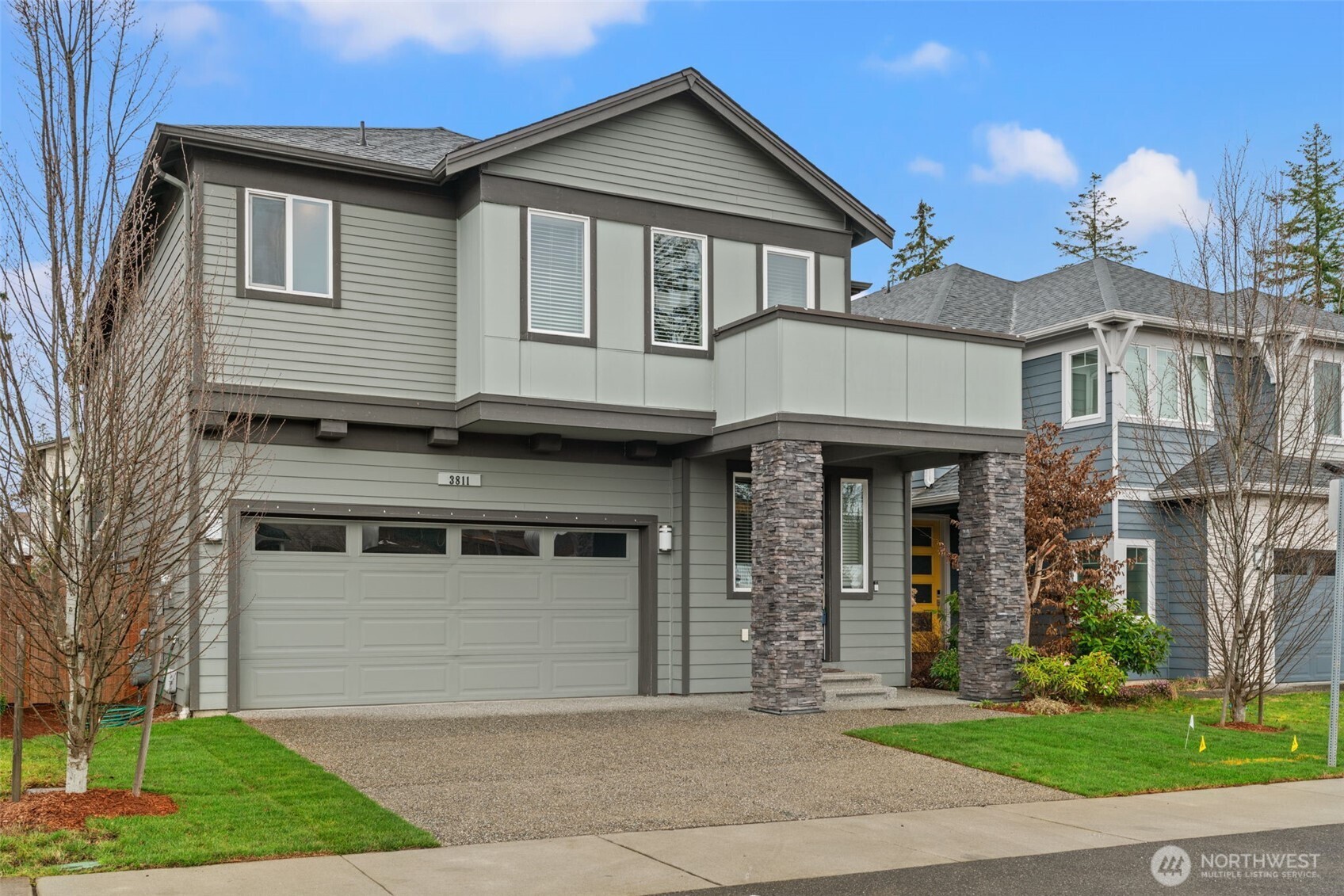 3811 194th Place Southeast Bothell, WA 98012 - Photo 2 of 27