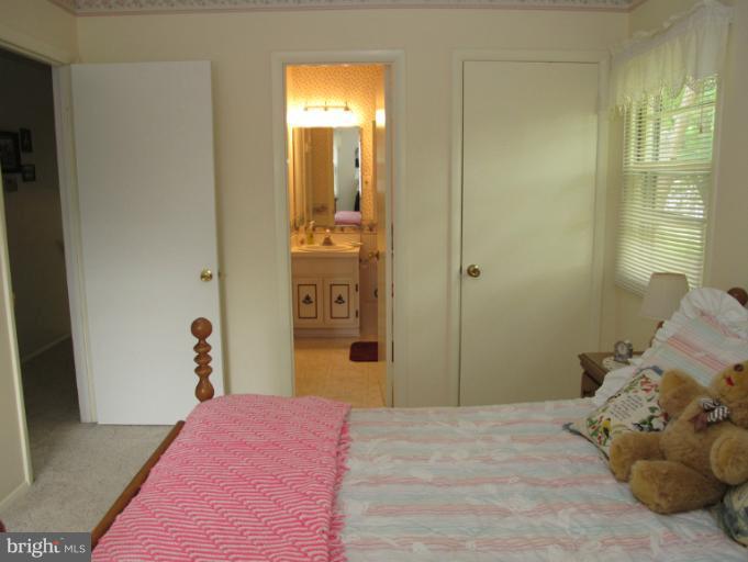 6505 Haystack Road Alexandria, VA 22310 - Photo 11 of 30 Bedroom