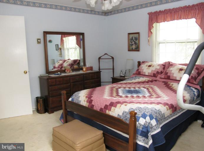 6505 Haystack Road Alexandria, VA 22310 - Photo 27 of 30 Bedroom (Master)
