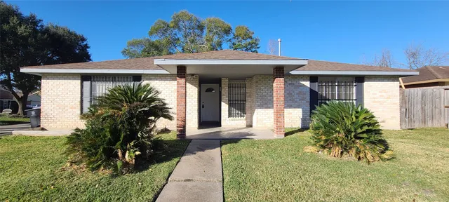 $1,900 | 11110 Triola Lane, Houston, TX 77072