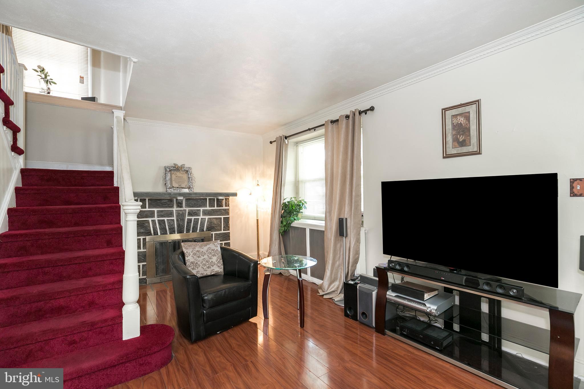 14 Harvin Road Upper Darby, PA 19082 - Photo 4 of 29