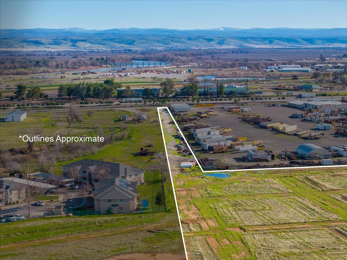 56.19 Vista Way Red Bluff, CA 96080 - Photo 3 of 5