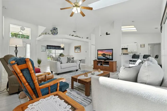 $339,000 | 143 Old Sunbeam Drive, Daytona Beach, FL 32119