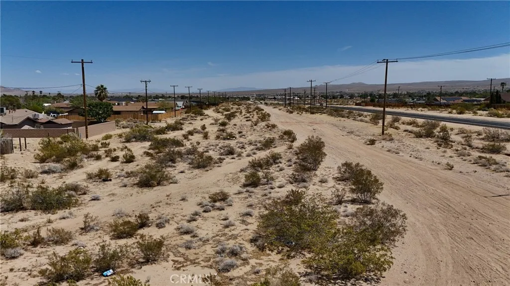 744 West Bowman Road Ridgecrest, CA 93555 - Photo 8 of 9 Red boundary lines on pictures are an estimate and for marketing purposes only. Buyer to verify all aspects of this property including, but not limited to utilities, assessments, boundaries, usage, access, and zoning to satisfy themselves.