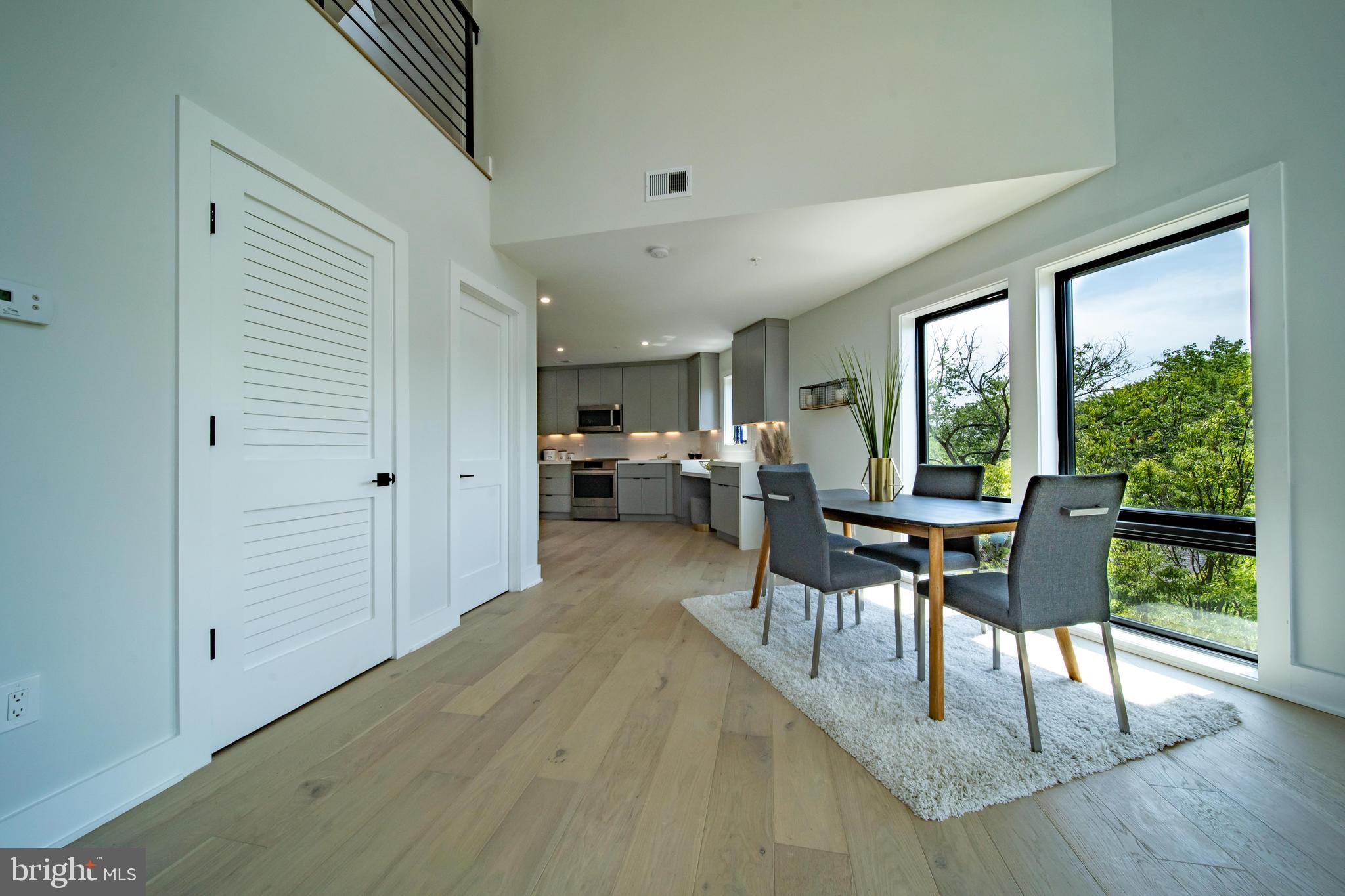5101 Connecticut Avenue Northwest, Unit 8 Washington, DC 20008 - Photo 9 of 33 Dining/Kitchen Room