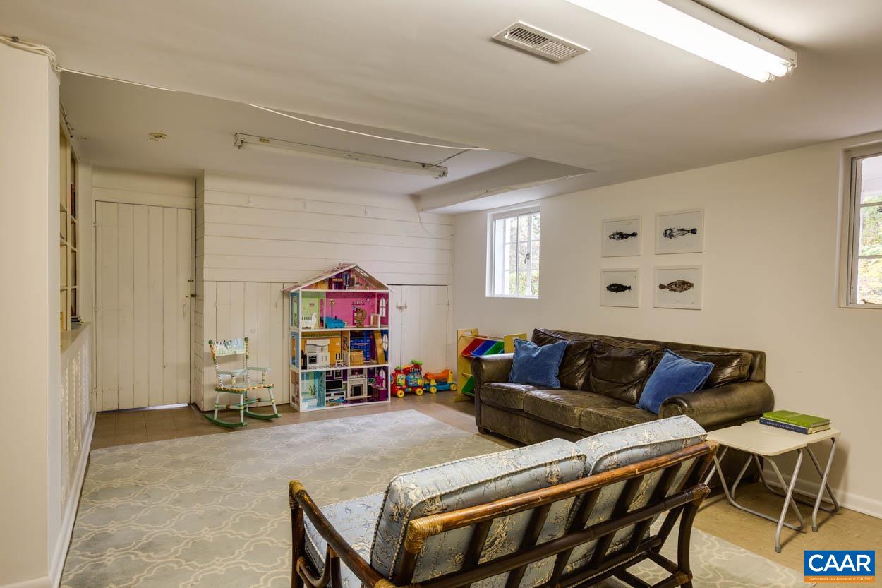 1870 Field Road Charlottesville, VA 22903 - Photo 47 of 65 Gallery Image 47