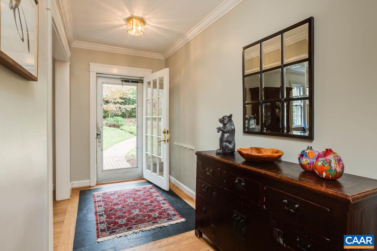 1870 Field Road Charlottesville, VA 22903 - Photo 5 of 65 Gallery Image 5