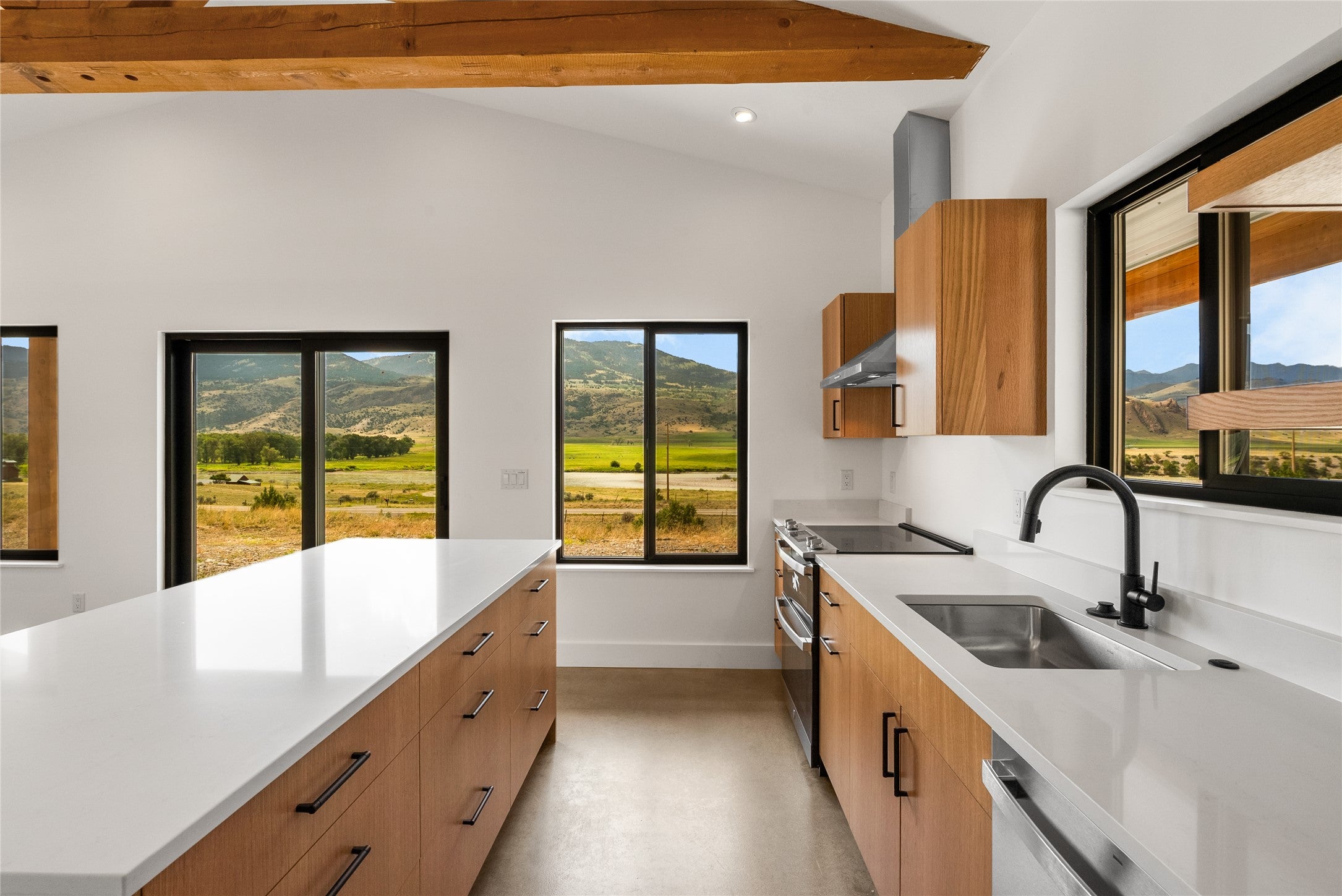 218-220 East River Road Emigrant, MT 59027 - Photo 20 of 87 Gallery Image 20