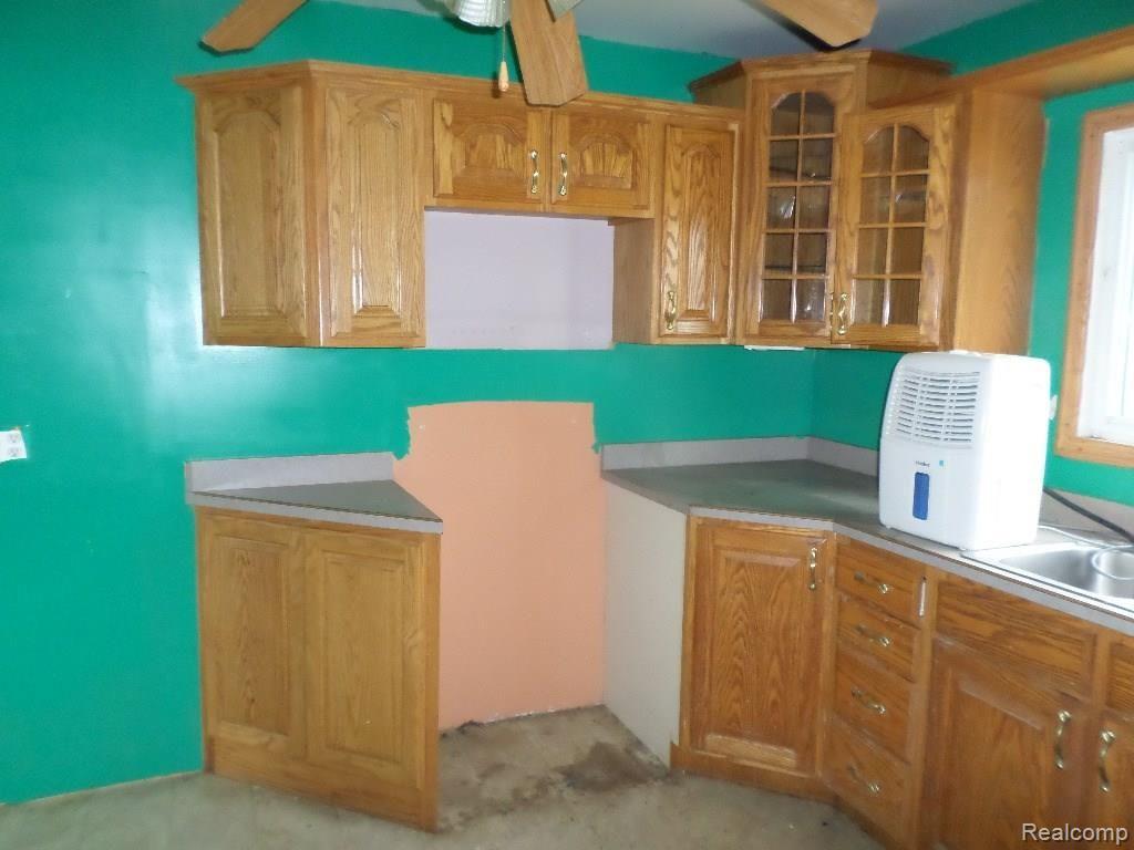 7054 East Atwater Road Ruth, MI 48470 - Photo 6 of 16 SAM_6505.JPG