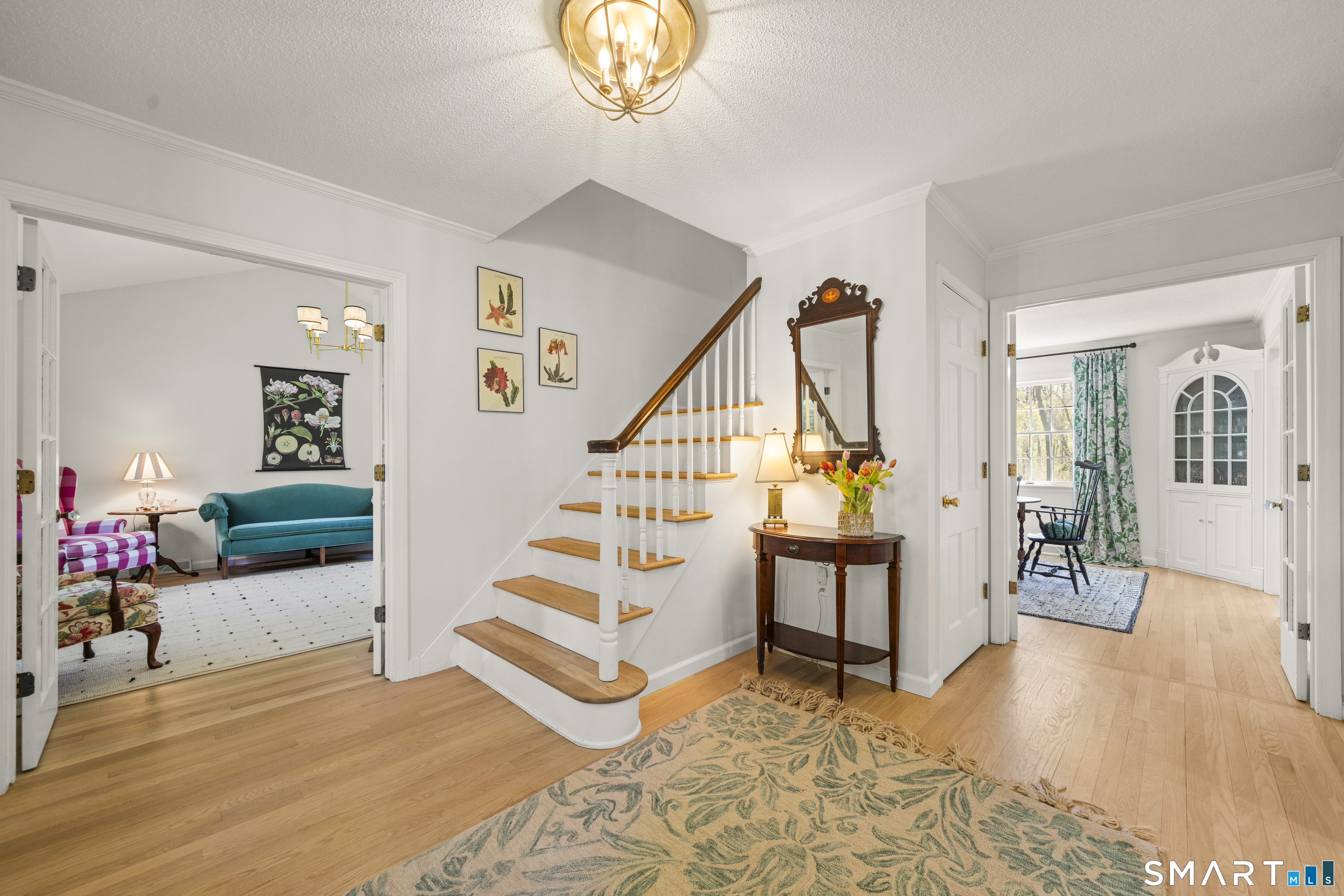 90 Russell Avenue Suffield, CT 06078 - Photo 3 of 40