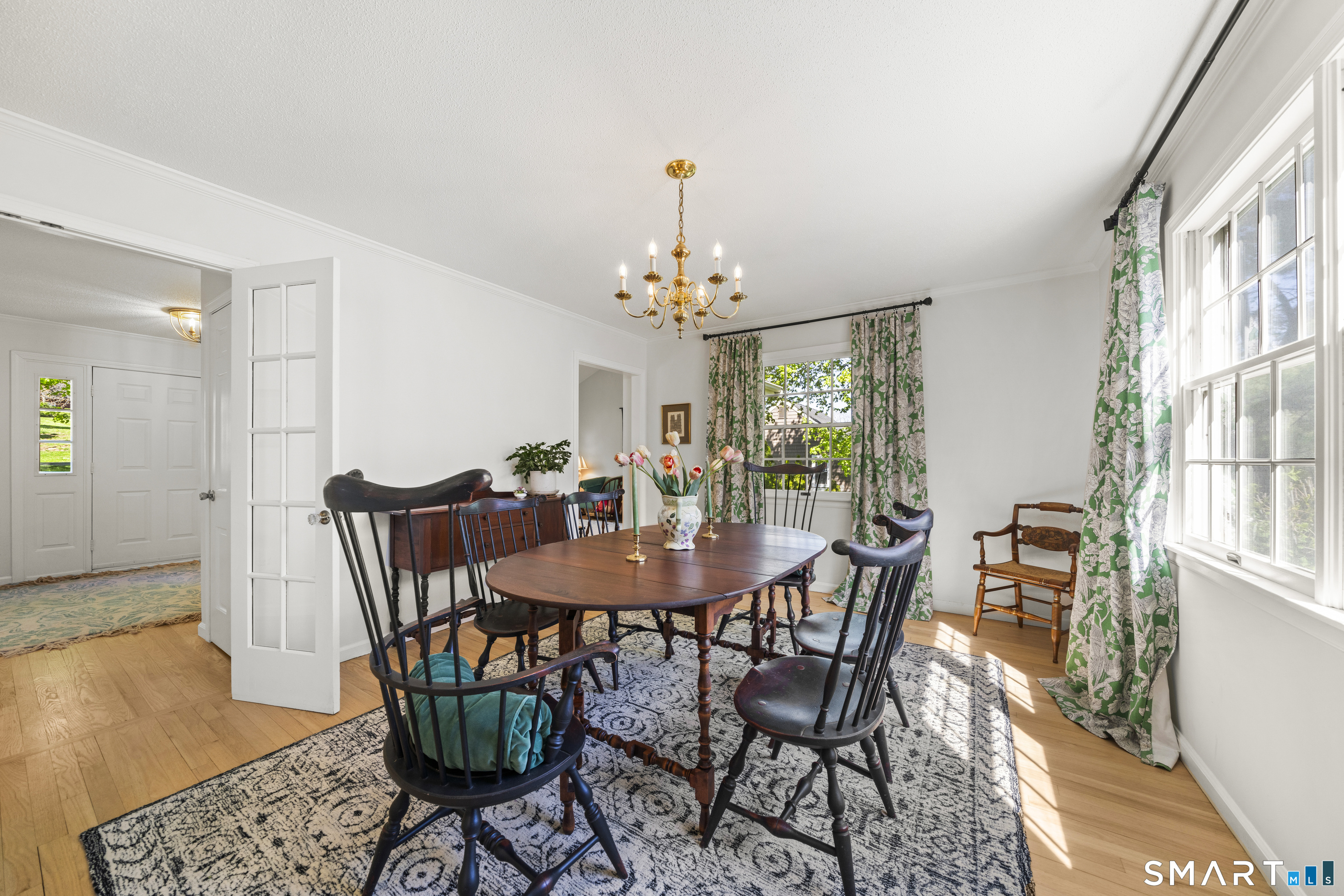 90 Russell Avenue Suffield, CT 06078 - Photo 4 of 40