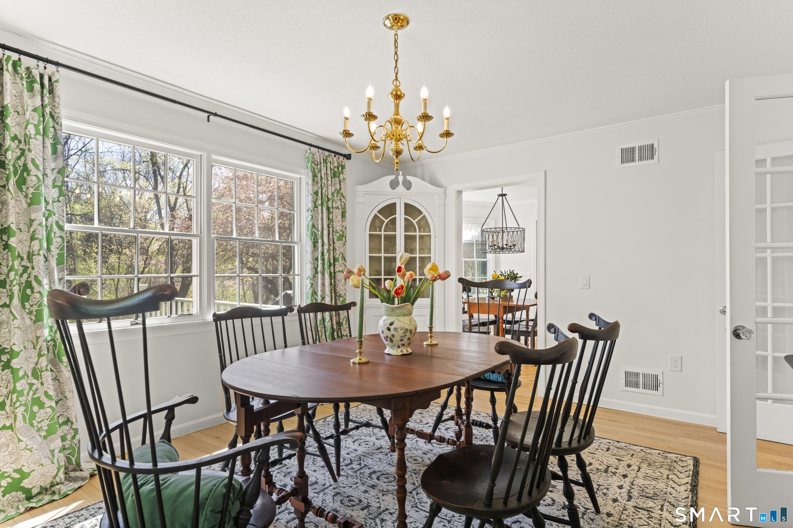 90 Russell Avenue Suffield, CT 06078 - Photo 6 of 40