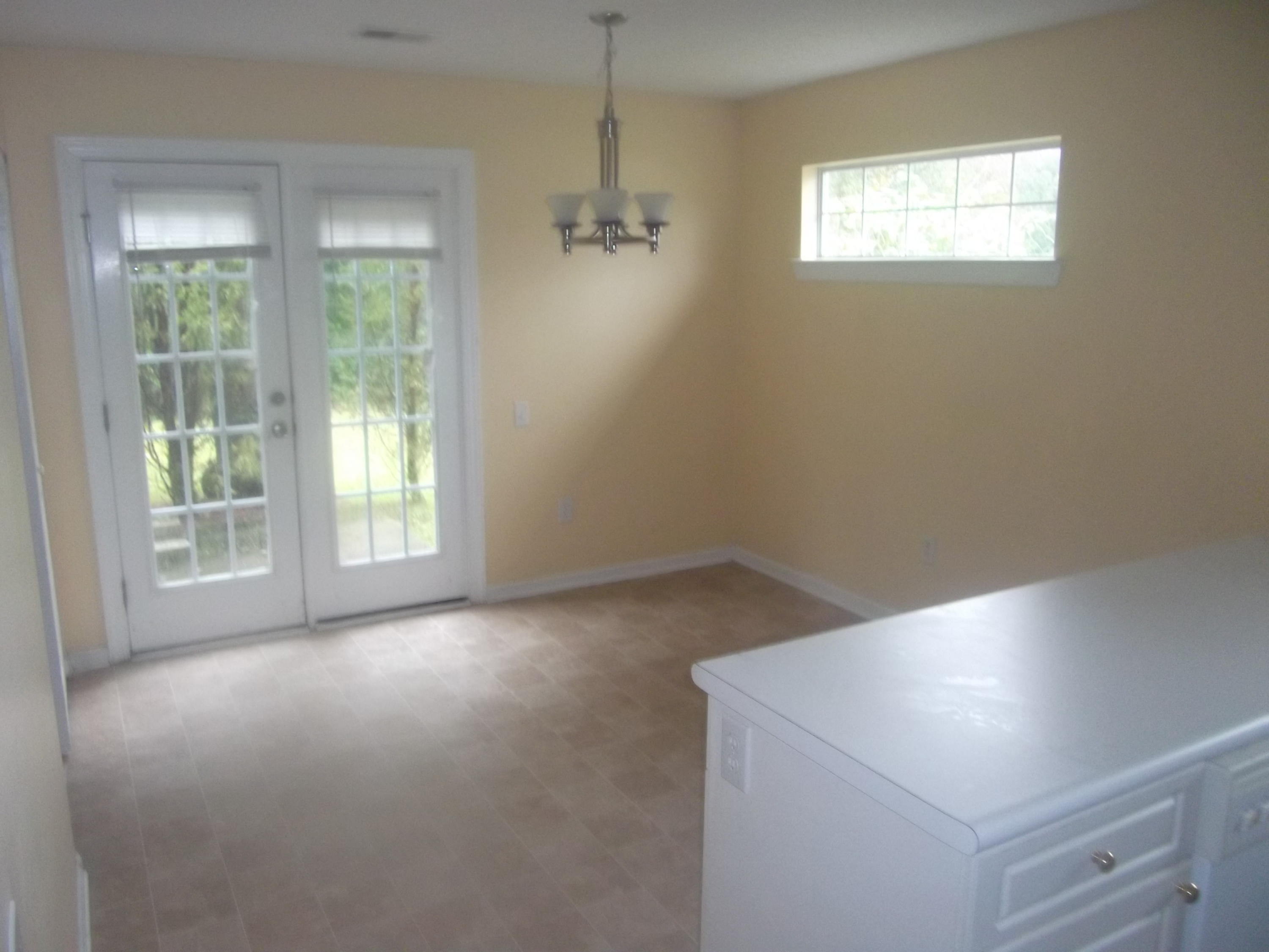 9246 Ayscough Road Summerville, SC 29485 - Photo 4 of 17 028