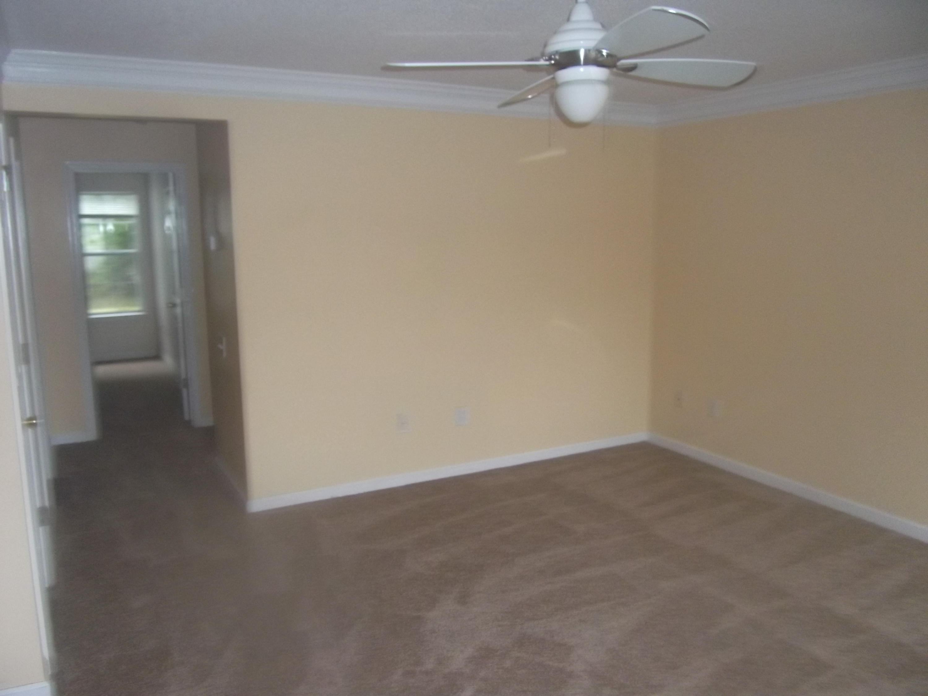 9246 Ayscough Road Summerville, SC 29485 - Photo 5 of 17 031