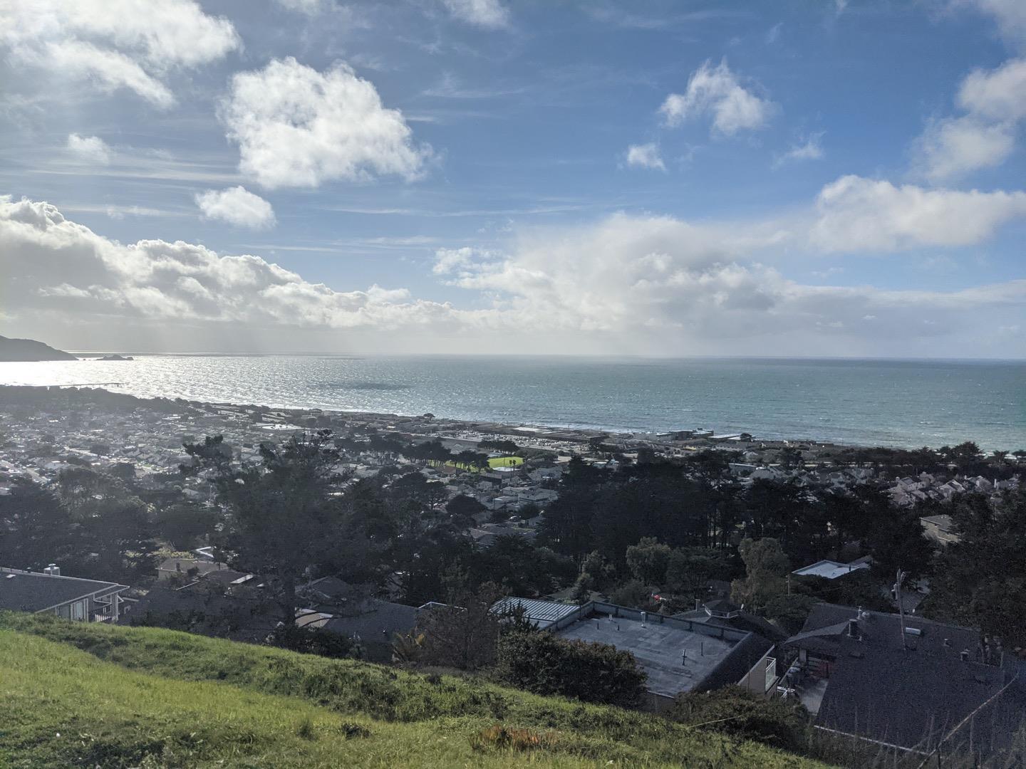 262 Beachview Avenue, Unit 5 Pacifica, CA 94044 - Photo 2 of 23 a view of a city