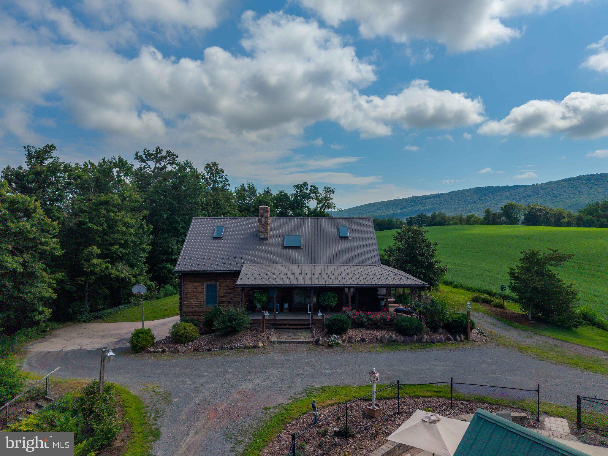 860 Old Ferry Road Millerstown, PA 17062 - Photo 2 of 77 Gallery Image 2