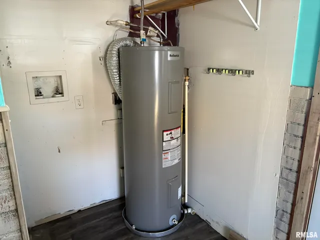 $75,000 | 812 West Lindell Street, West Frankfort, IL 62896