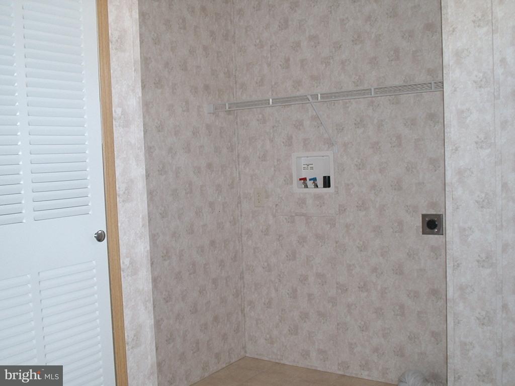 40 A Oak Road, Unit 40A Elizabethtown, PA 17022 - Photo 12 of 28 Gallery Image 12