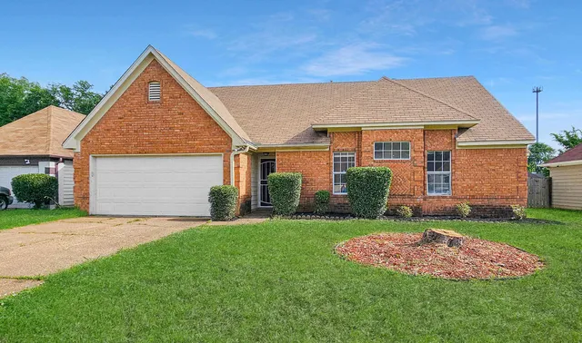 $1,900 | 7120 Wetherburn Cove, Memphis, TN 38125