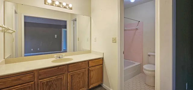 $1,900 | 7120 Wetherburn Cove, Memphis, TN 38125