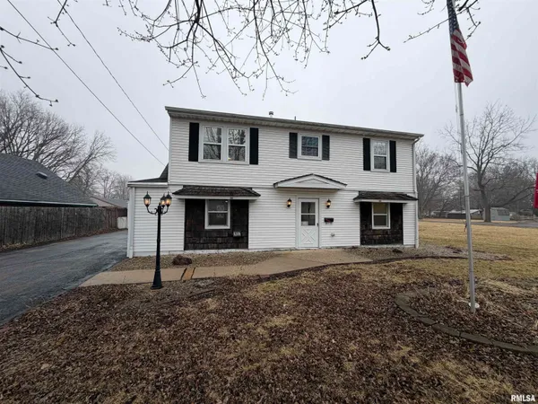 $135,000 | 1687 Beecher Avenue, Galesburg, IL 61401