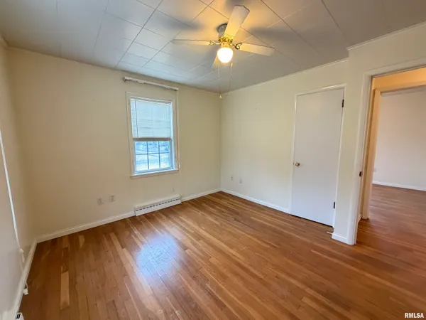 $135,000 | 1687 Beecher Avenue, Galesburg, IL 61401